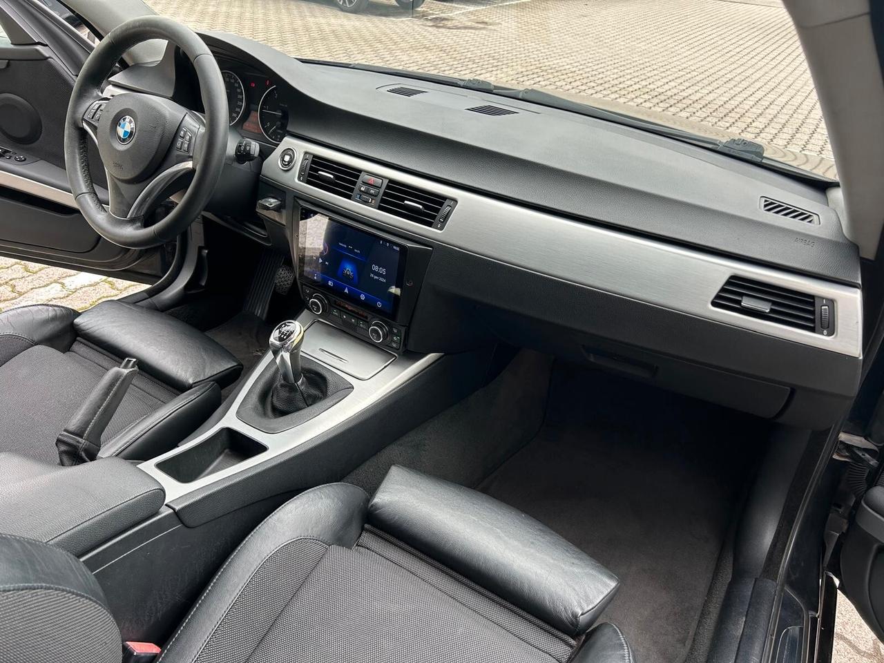 BMW 320 E92 Coupe Attiva 177cv MANUALE