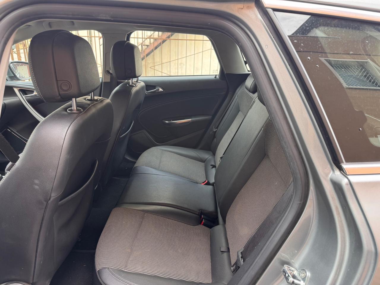 Opel Astra 1.7 CDTI 110CV Ok Neopatentati