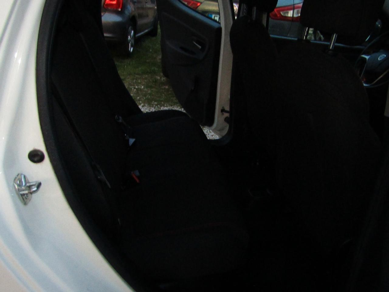 Lancia Ypsilon 1.2 69 CV 5 porte