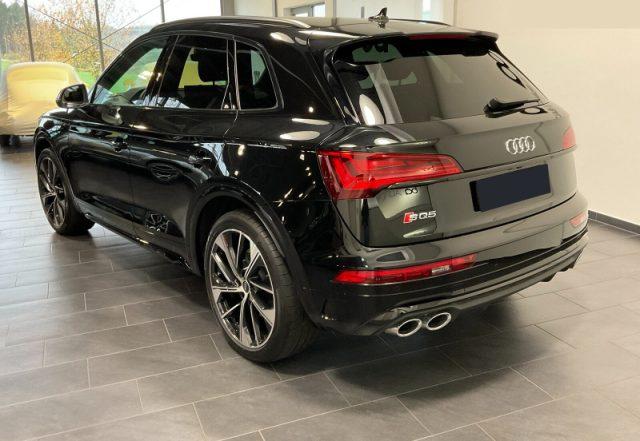 AUDI SQ5 TDI quattro tiptronic