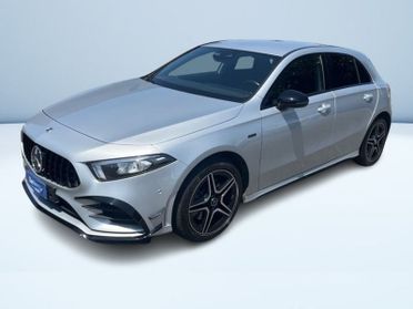 Mercedes-Benz Classe A A 250 E PHEV (EQ-POWER) PREMIUM AUTO