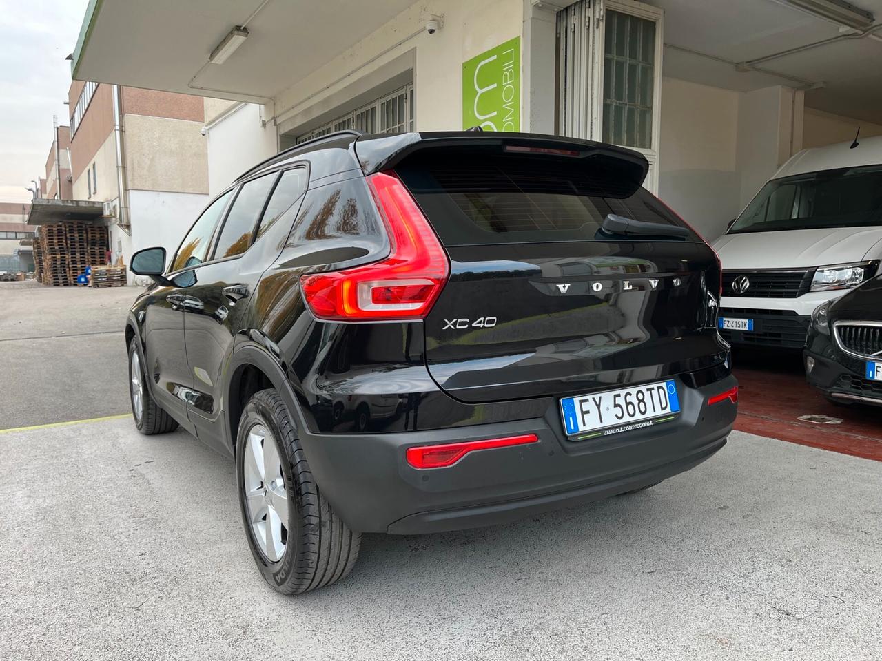 Volvo XC40 2.0 D3 R-design AWD my21 GARANZIA24MESI