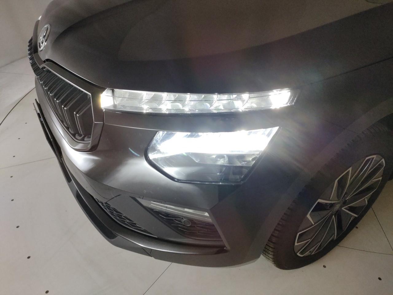 SKODA Kamiq 1.0 tsi Black Dots 115cv