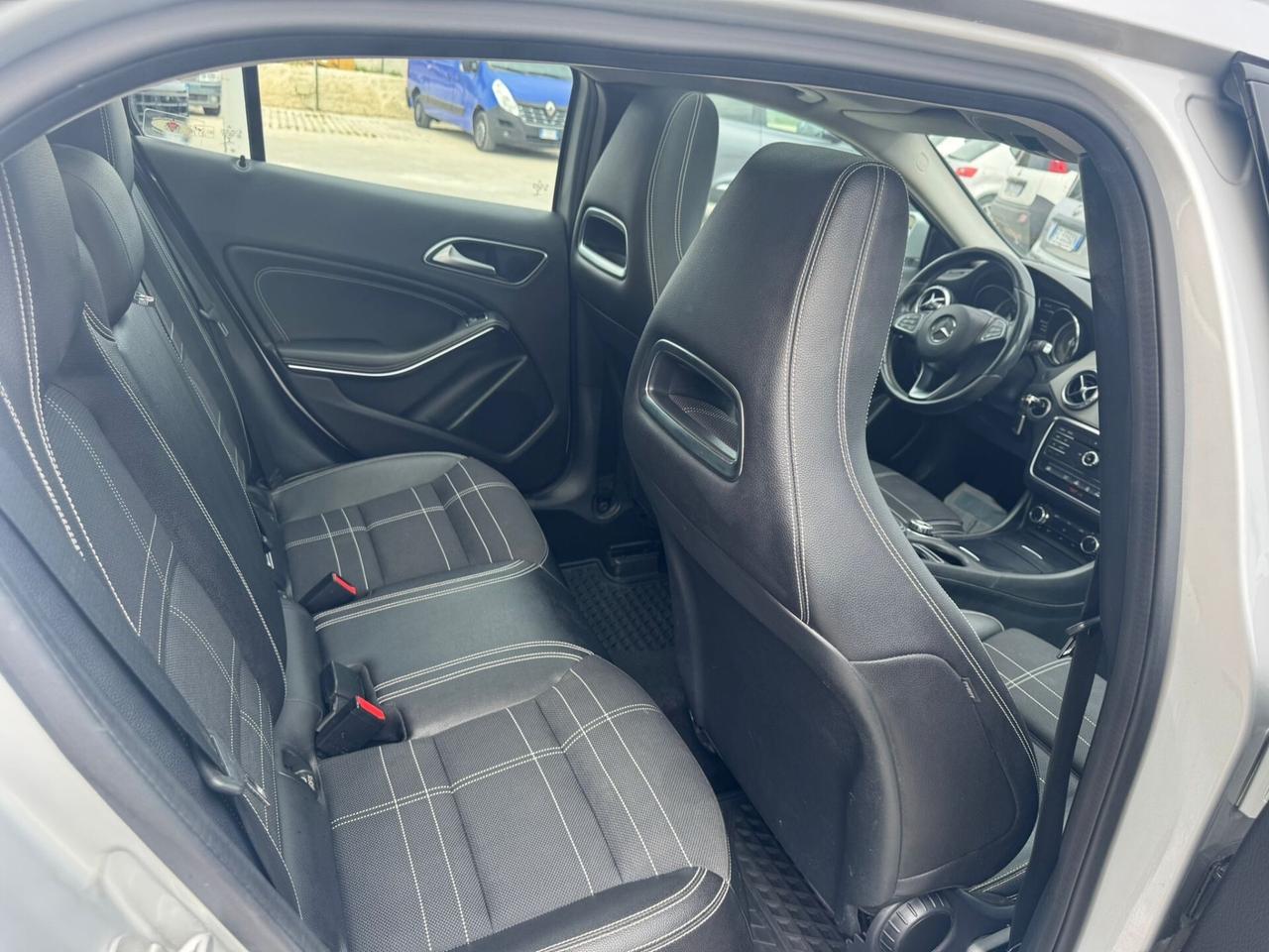 Mercedes-benz A 220 A 220 d Automatic 4Matic Business