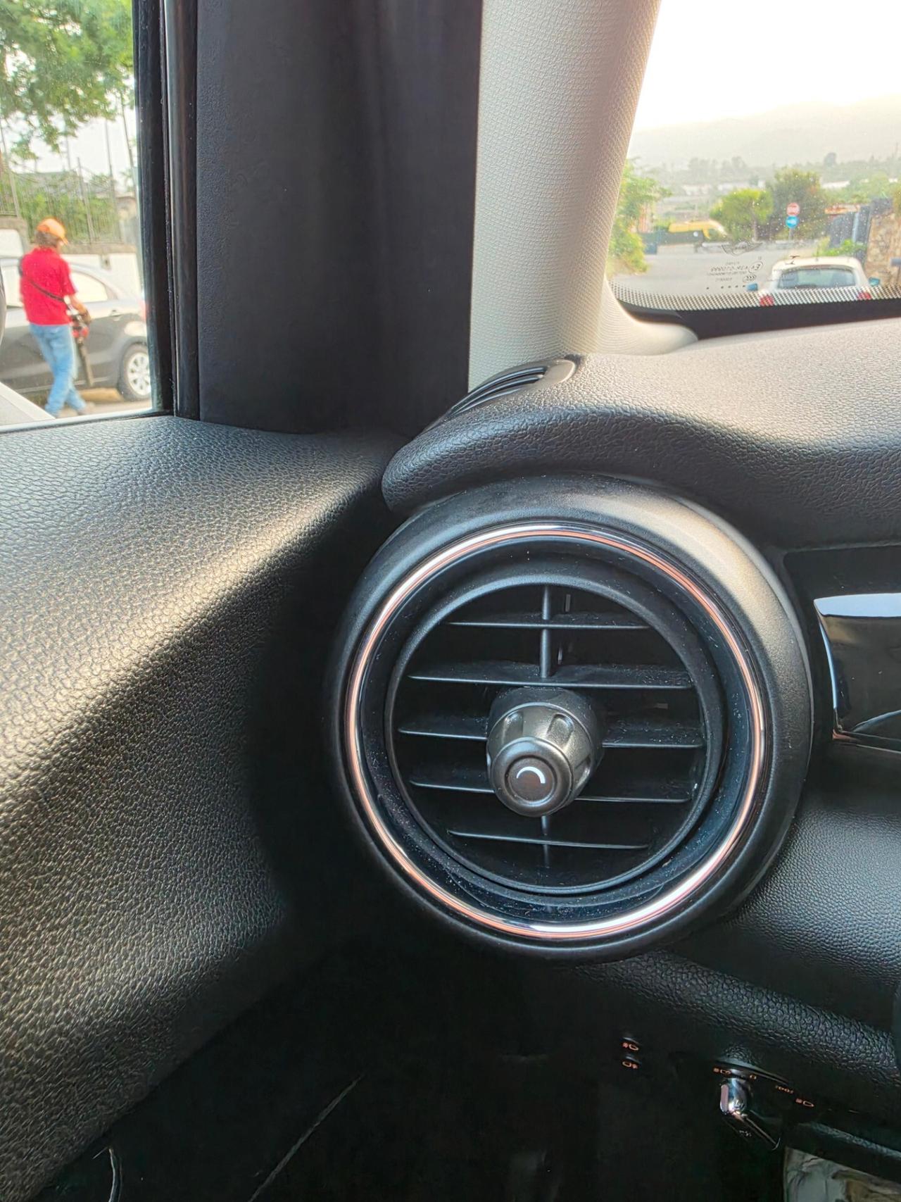 Mini 1.2 One