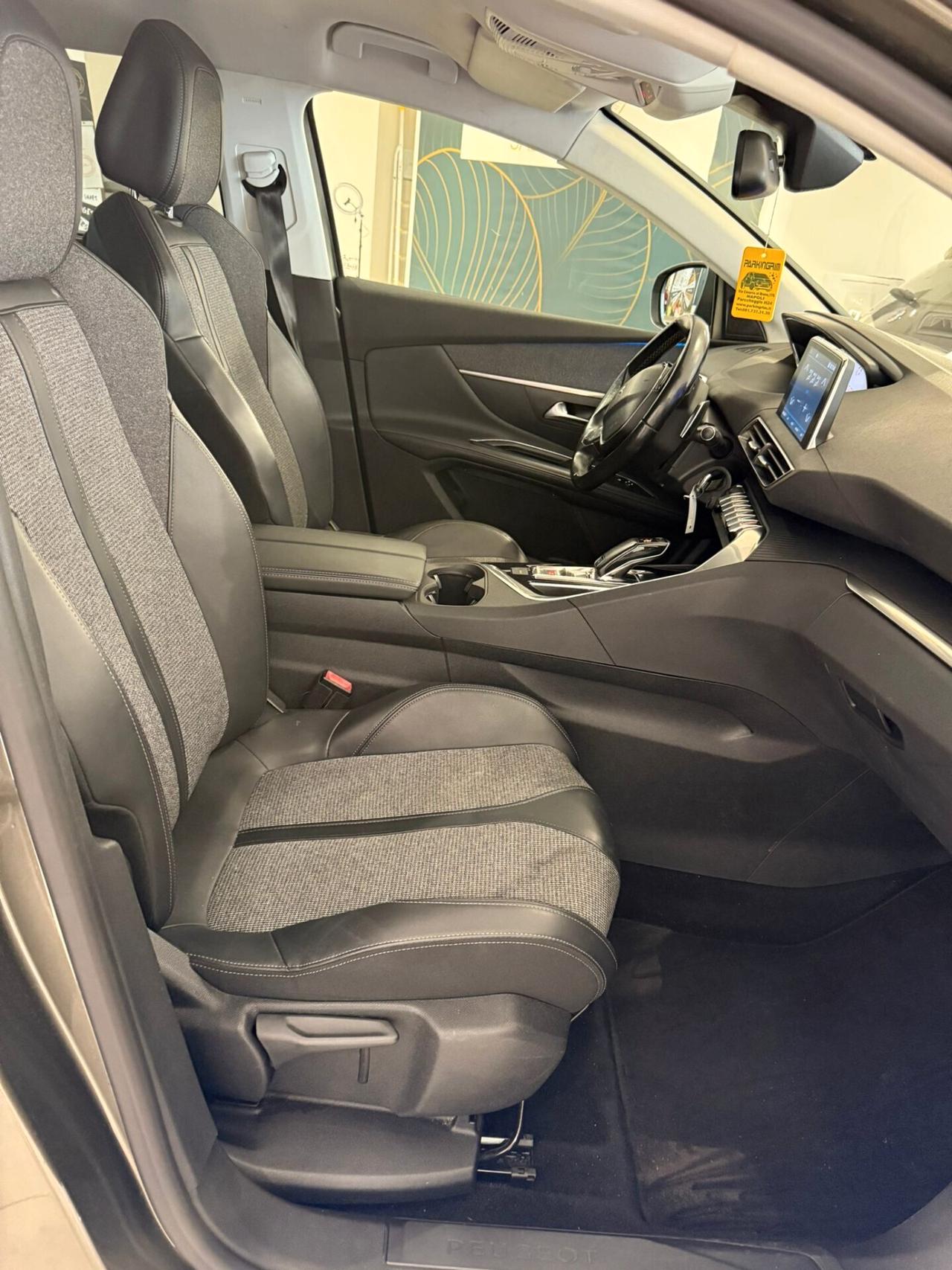 PEUGEOT 5008 1.5 130CV ALLURE CON SOLI 100.000 KM 7POSTI