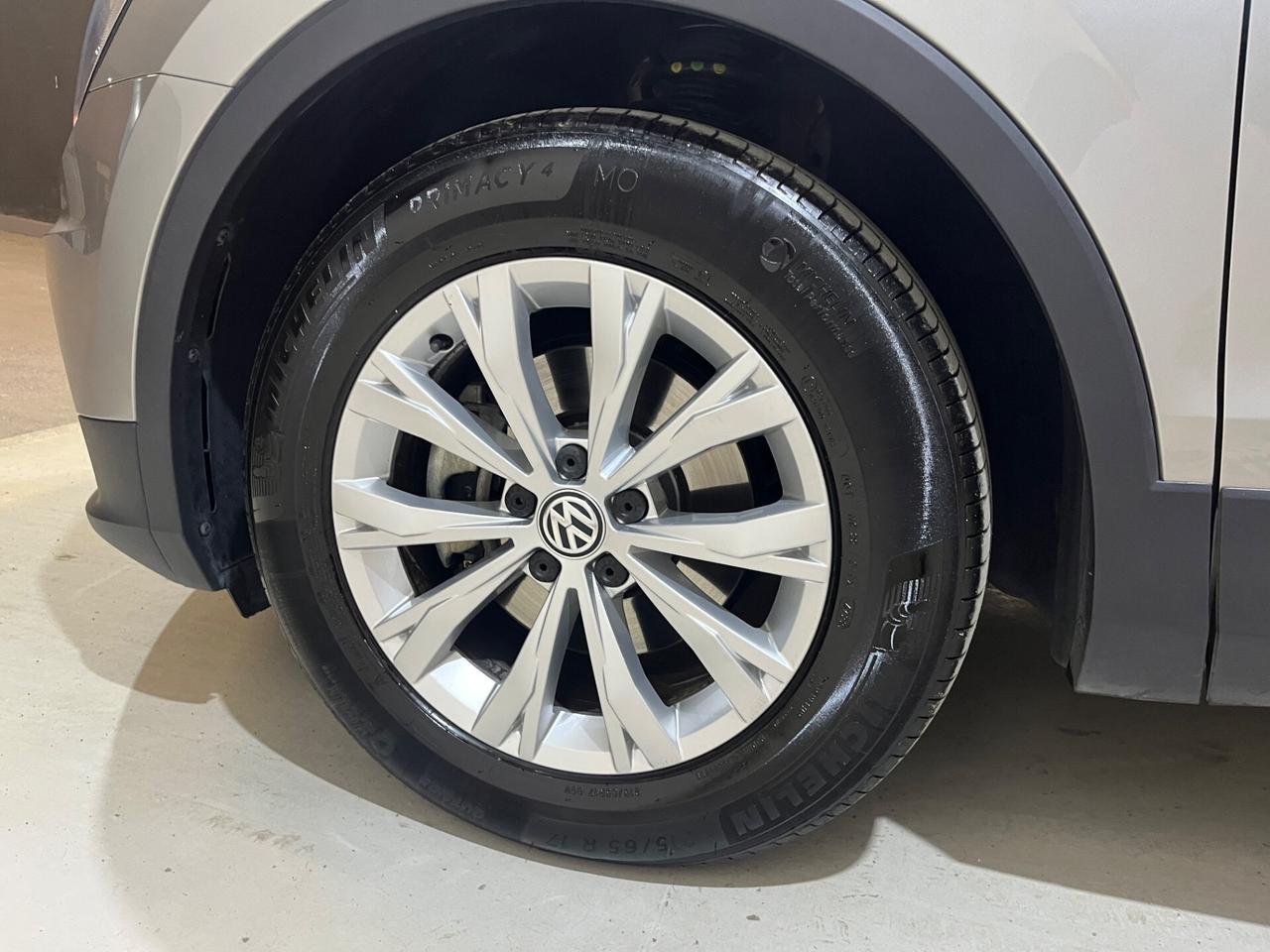 Volkswagen Tiguan 1.6 TDI SCR Sport BlueMotion Technology