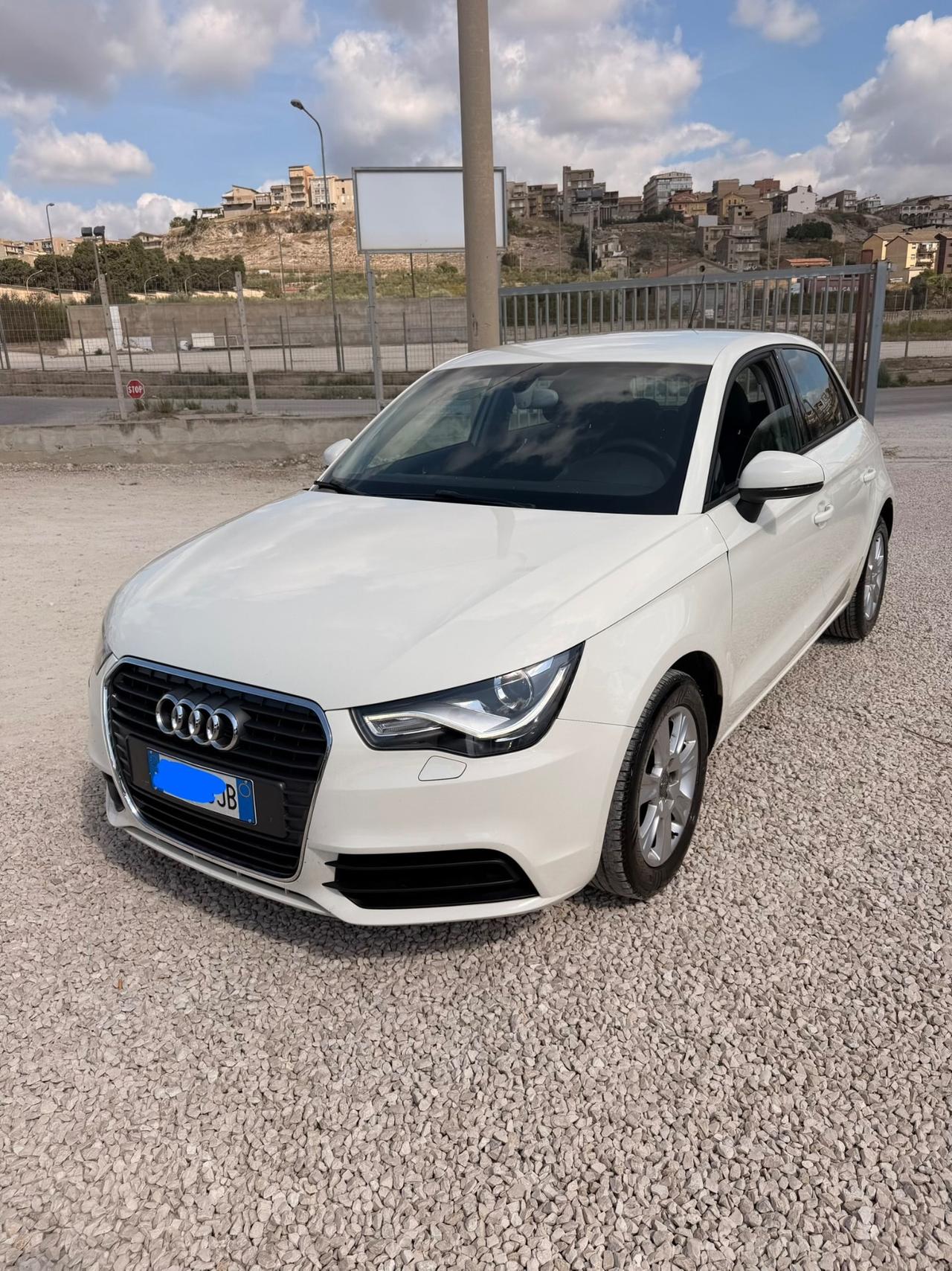 Audi A1 SPB 1.6 TDI 105 CV anno 2012
