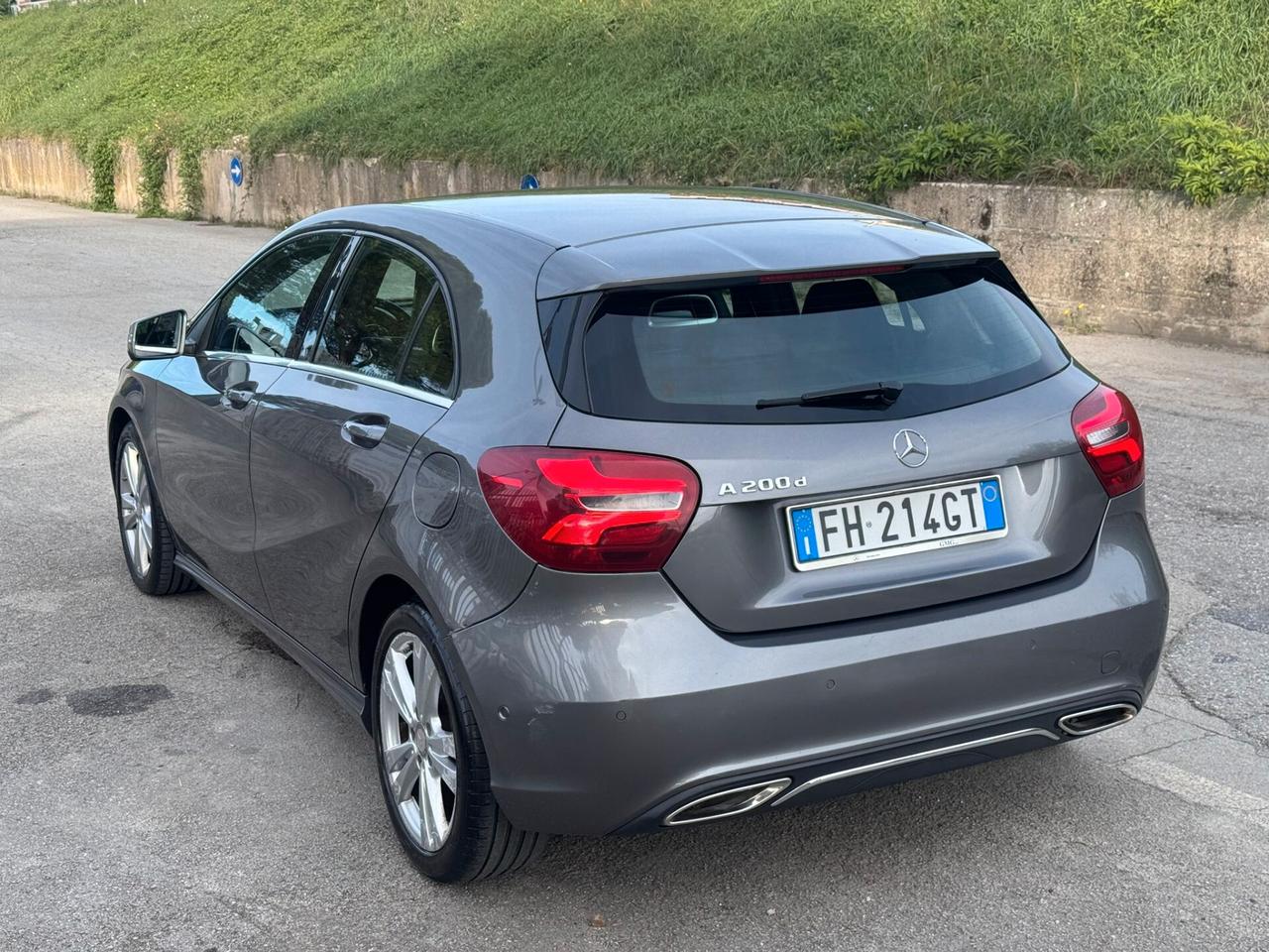 Mercedes-benz A 200 d Premium