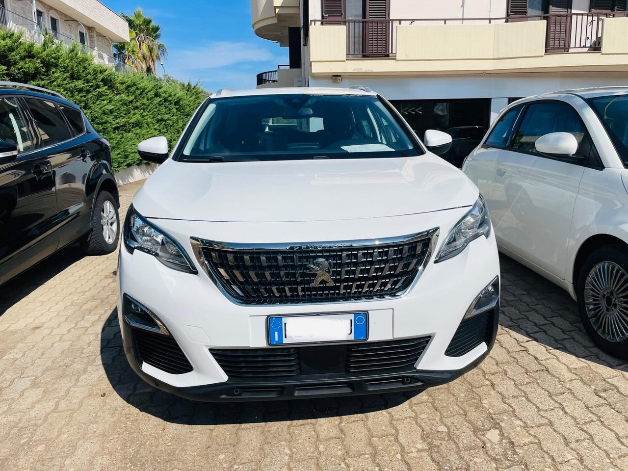 Peugeot 3008 BlueHDi 130 S&S EAT8 Business