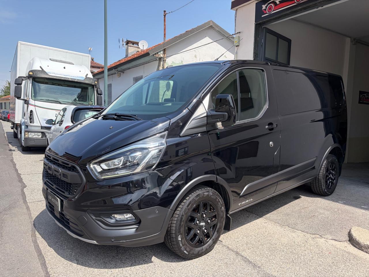 Ford Transit Custom 340 2.0 EcoBlue 170 PL Furgone Trail