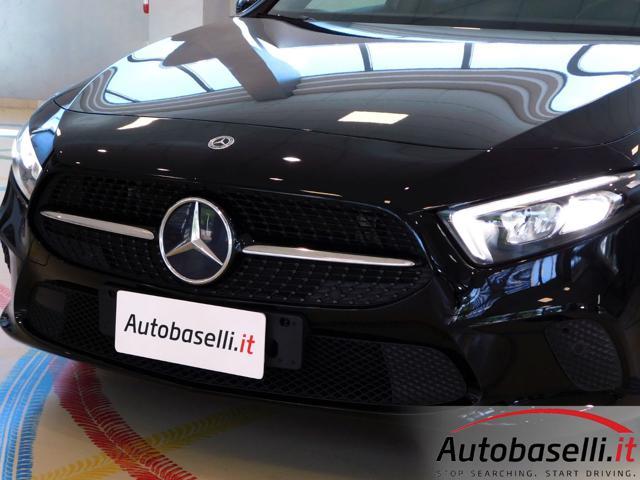 MERCEDES-BENZ A 180 D SPORT TECH PACK NIGHT PACK 8G-DCT