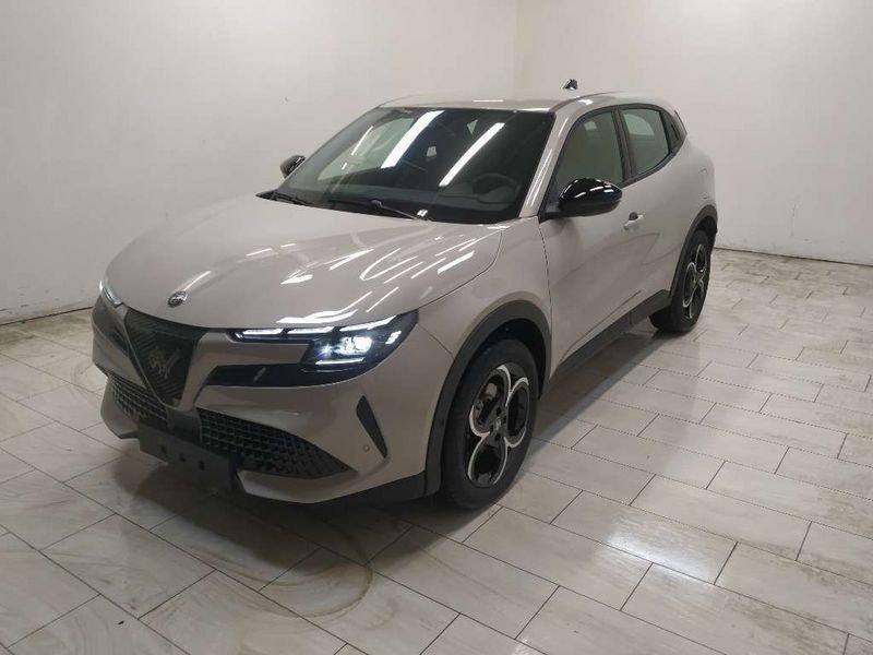 Alfa Romeo Junior 1.2 ibrida 145cv edct6