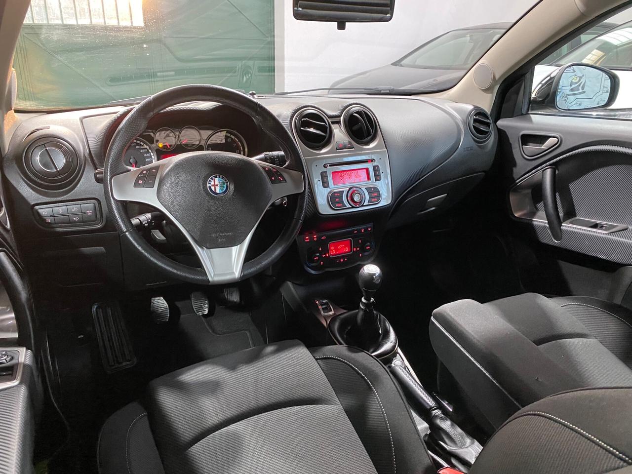Alfa Romeo MiTo 1.4 105 CV M.air S&S Distinctive Sport Pack