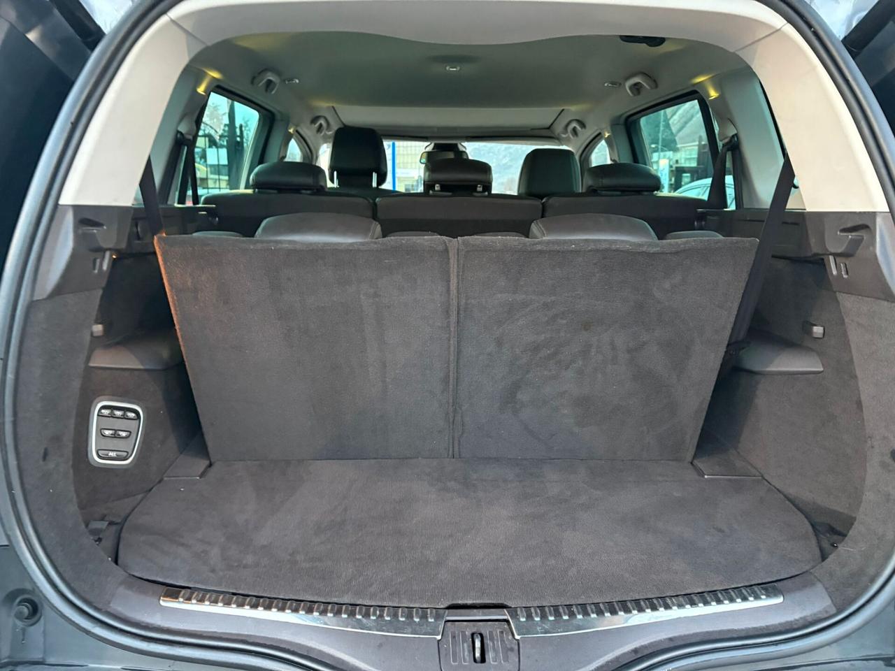 Renault Espace dCi 160CV EDC Energy Initiale Paris 4Control