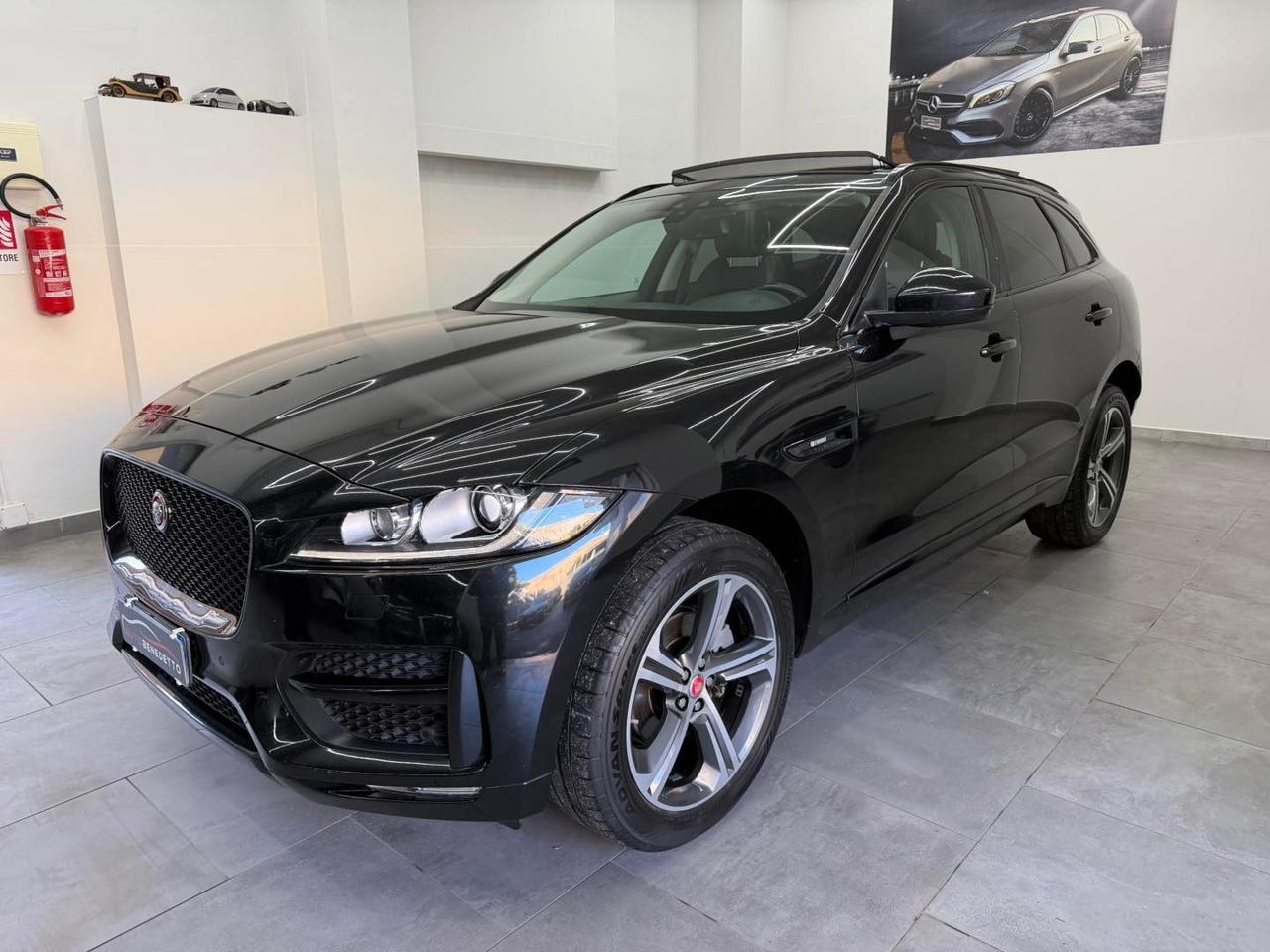 Jaguar F-Pace 2.0 D 180 CV AWD R-Sport 2017