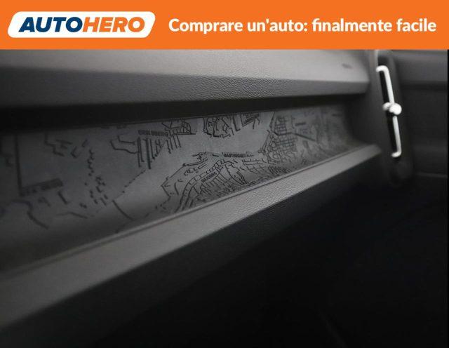 VOLVO XC40 B3 automatico Essential