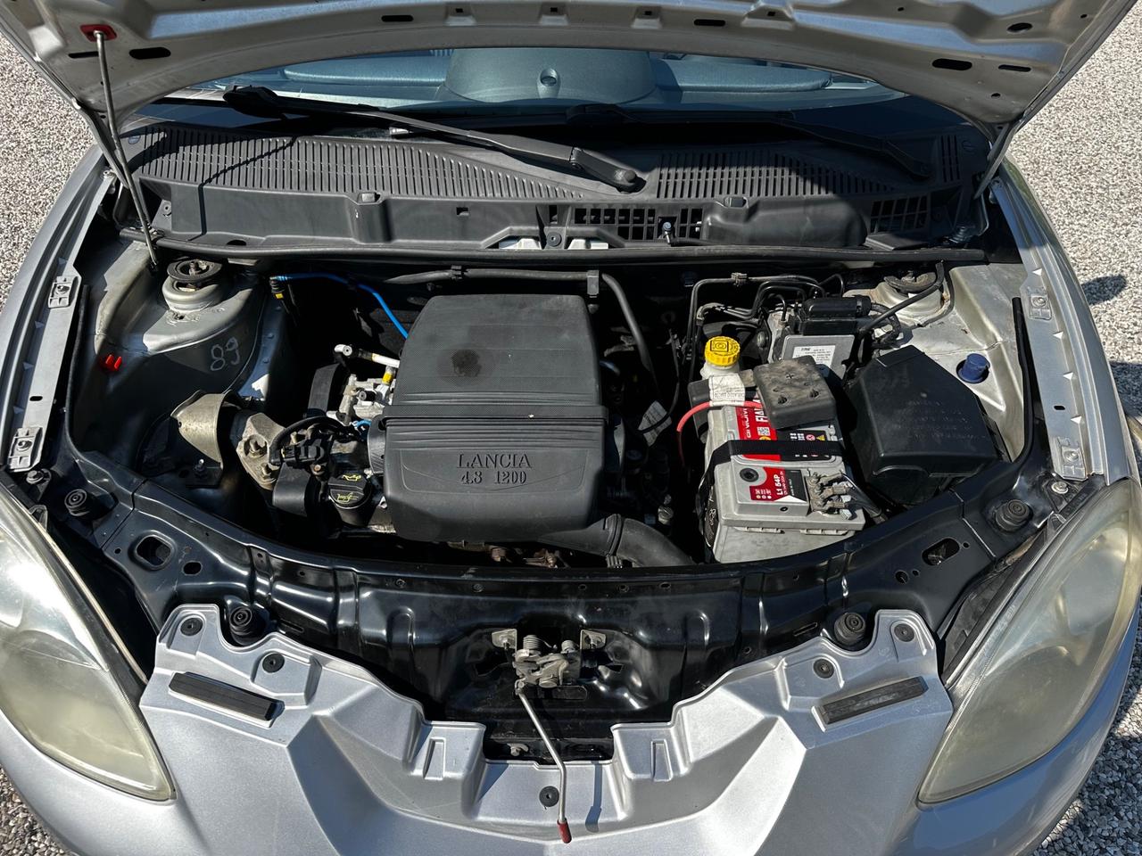 Lancia Ypsilon 1.2 Argento