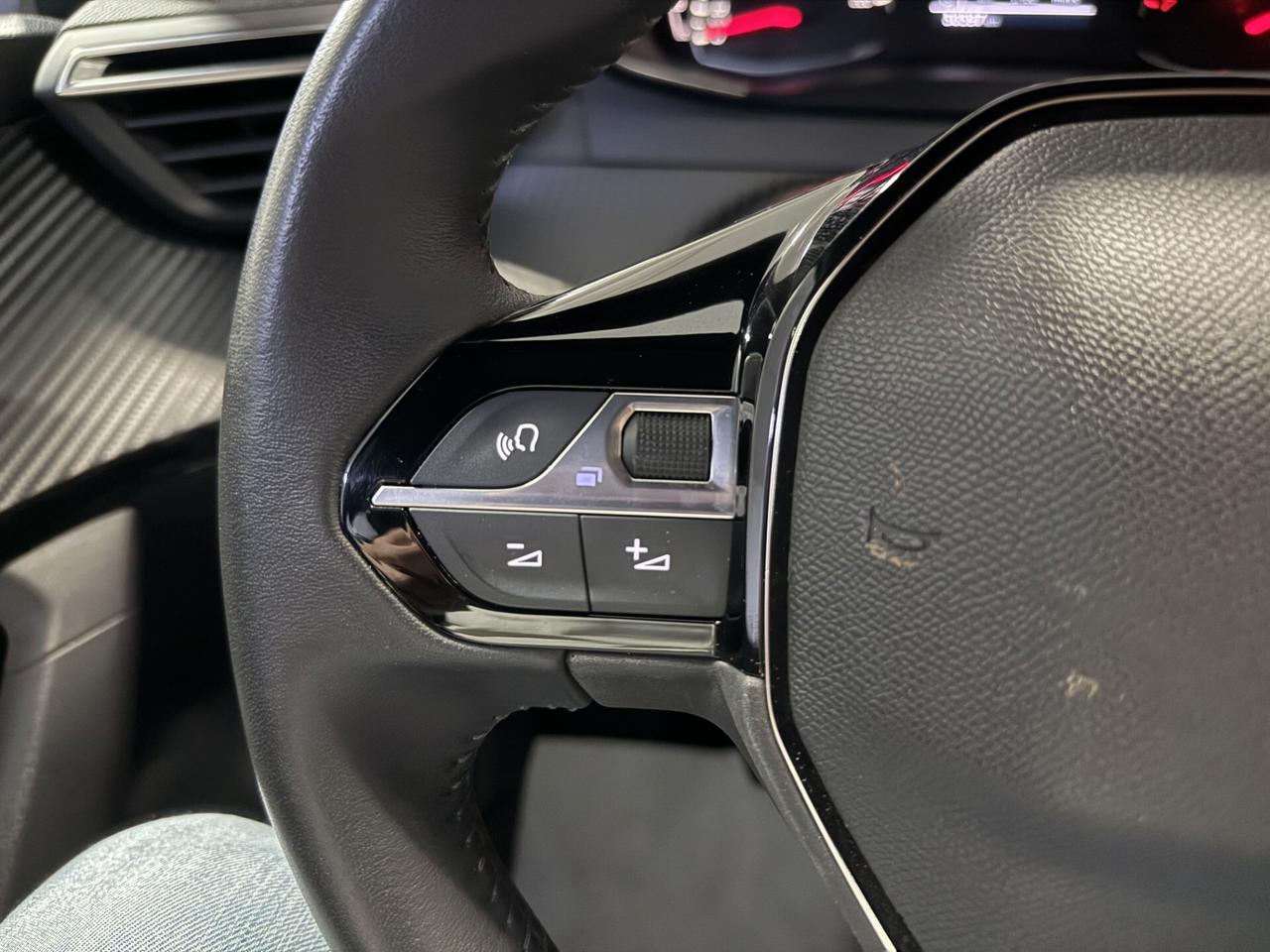 Peugeot 2008 PureTech 100 S&S Active