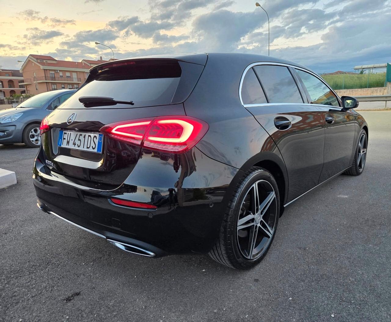 Mercedes-benz A 180 A 180 d Automatic Premium
