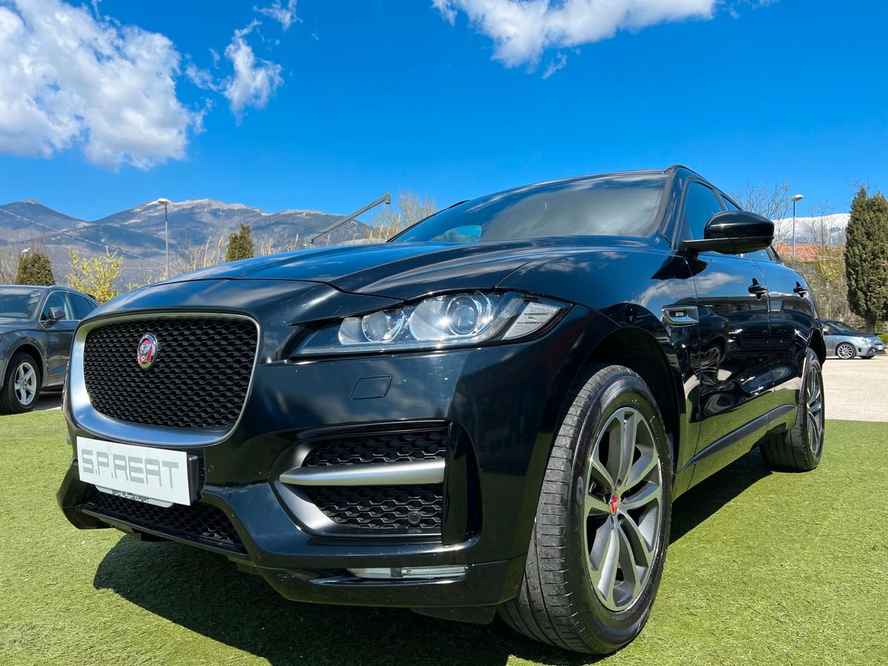 Jaguar F-Pace 2.0 D 180 CV R DYNAMIC/2 PISTONI NON RISPONDONO /MOTORE DA REVISIONARE