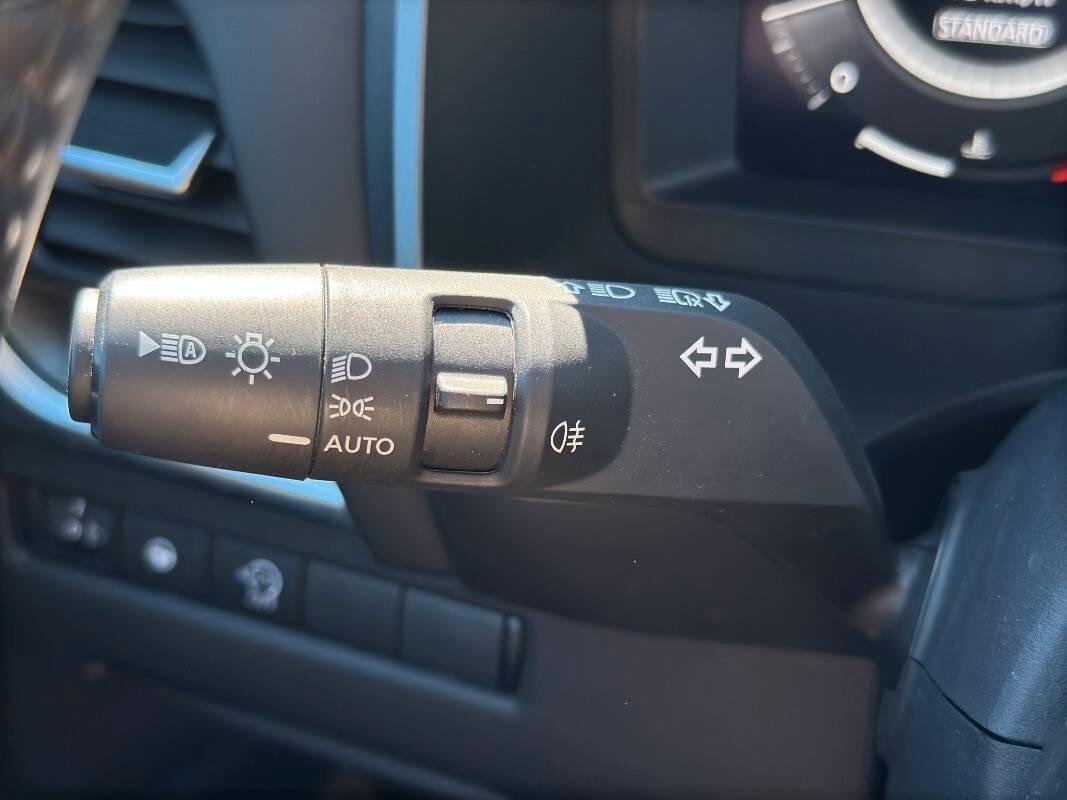 Nissan Qashqai 1.3 mhev N-Connecta 158cv xtronic TETTO PANORAMICO