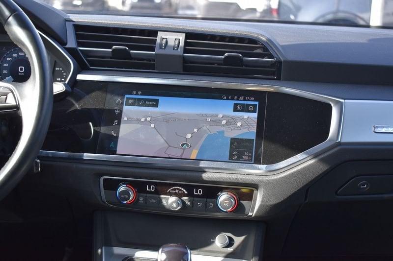 Audi Q3 40 TDI quattro S tronic Business Advanced
