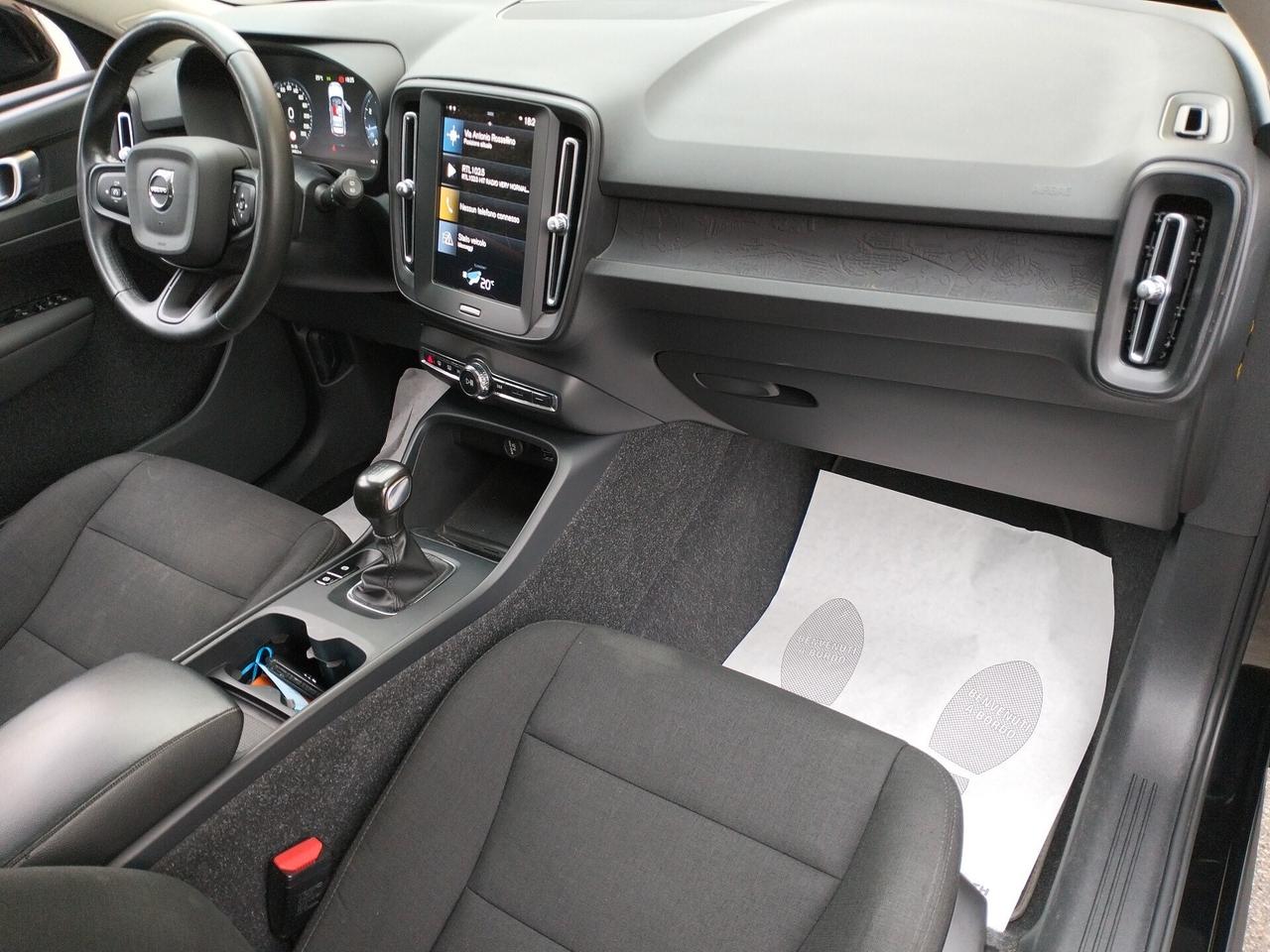 Volvo XC40 1.5 t2 Momentum my21 * IVA ESPOSTA *