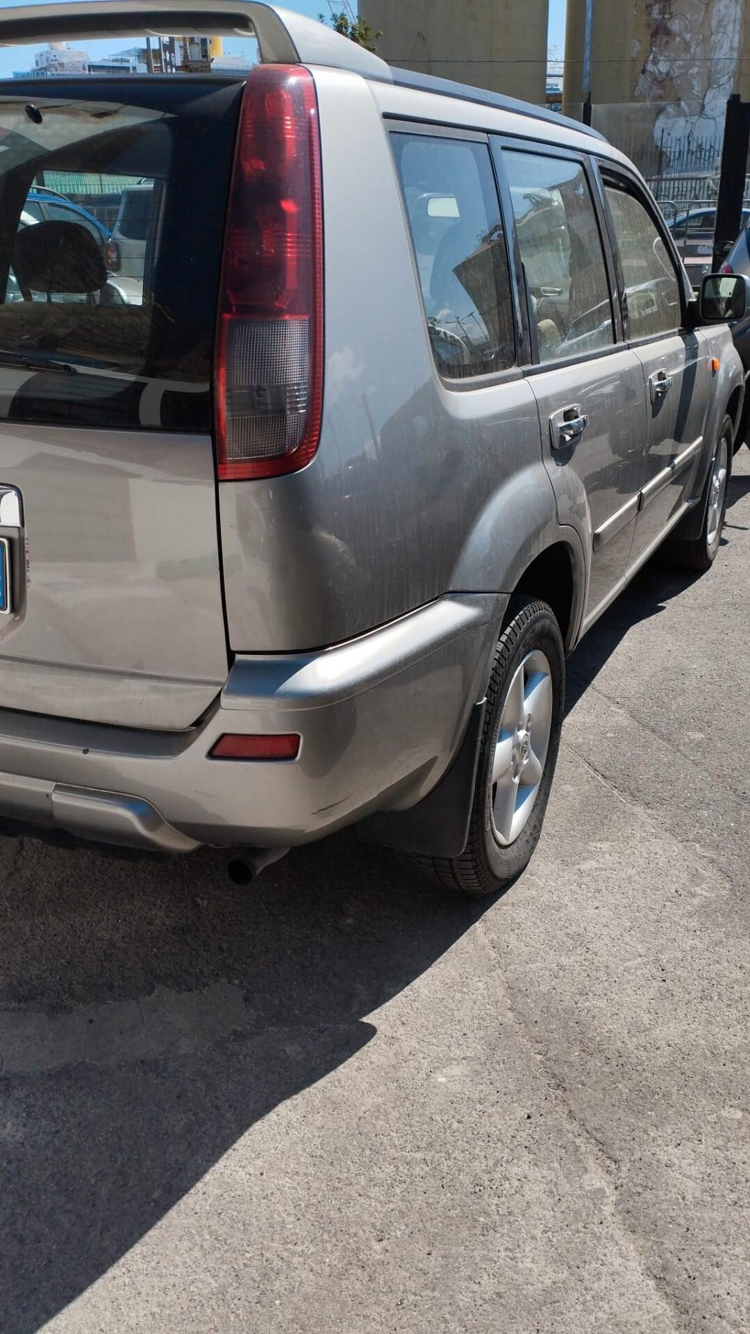 Nissan X-Trail 2.2 TD Di Elegance