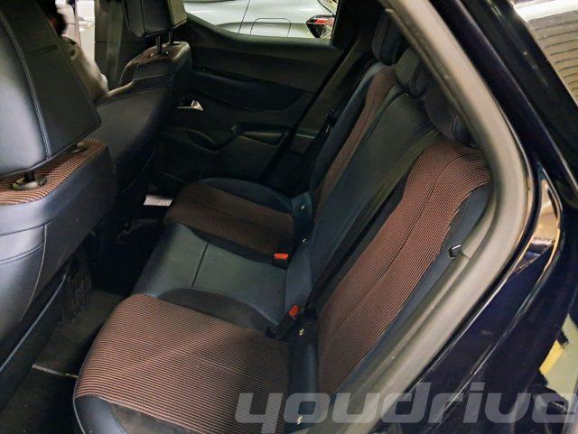 DS AUTOMOBILES DS 3 Crossback BlueHDi 130 aut. Ines De La Fressange KM 98.200