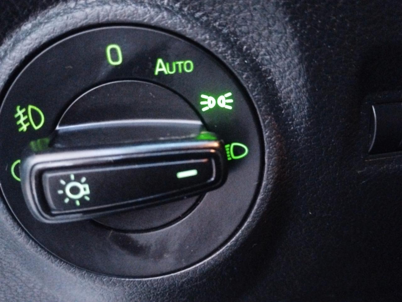 Skoda Fabia 1.4 TDI 90 CV Style Twin Color