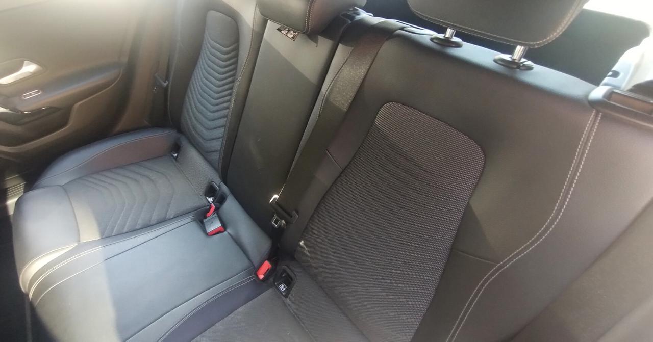 Mercedes-benz A 180 d Automatic Business