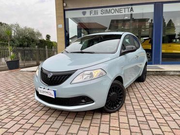 LANCIA Ypsilon 1.0 FireFly 70CV S&S Hybrid Silver -KM0