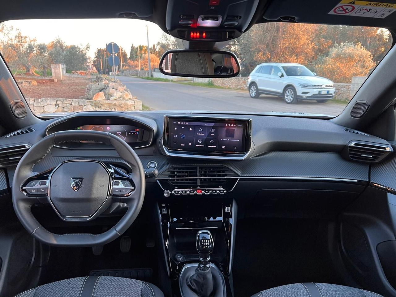 Peugeot 2008 PureTech 100 S&S Allure