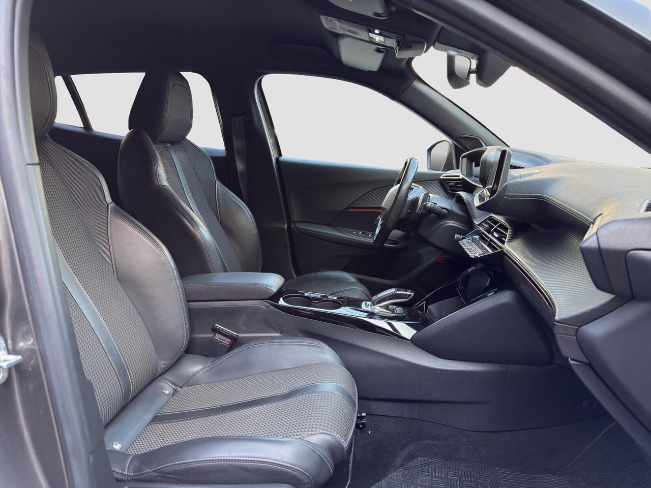 Peugeot 2008 1.5 bluehdi 130cv GT Line automatica 2020