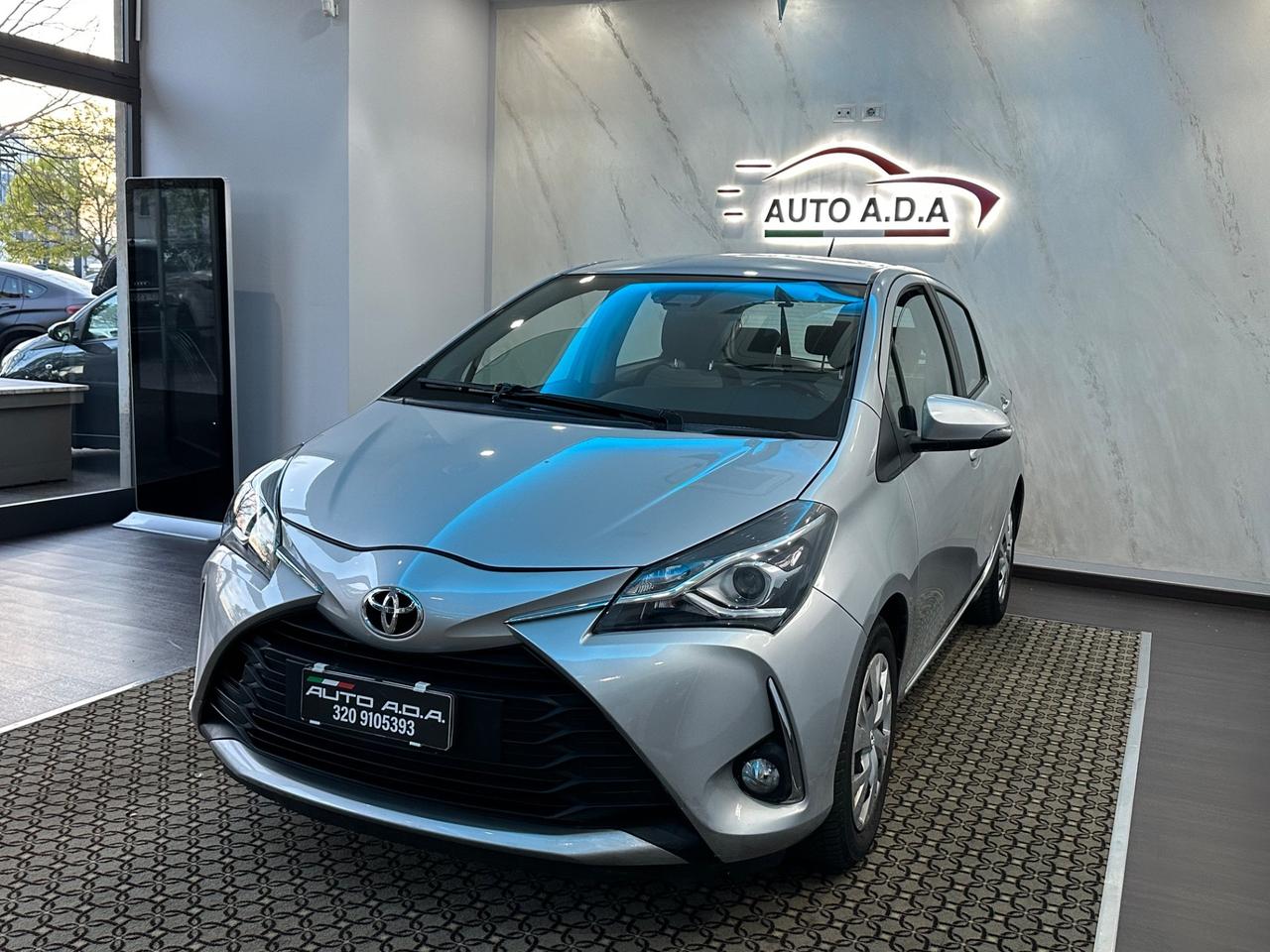 Toyota Yaris 1.0 5 porte Lounge