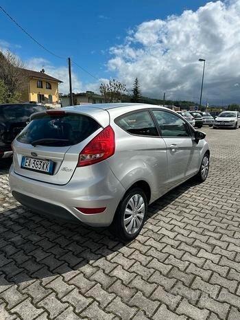 Ford Fiesta 1.4 3 porte Bz.- GPL Titanium