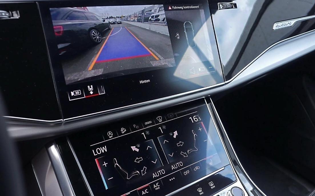 Audi Q8 SUV 45 TDI quattro-Rata da 600€ al mese