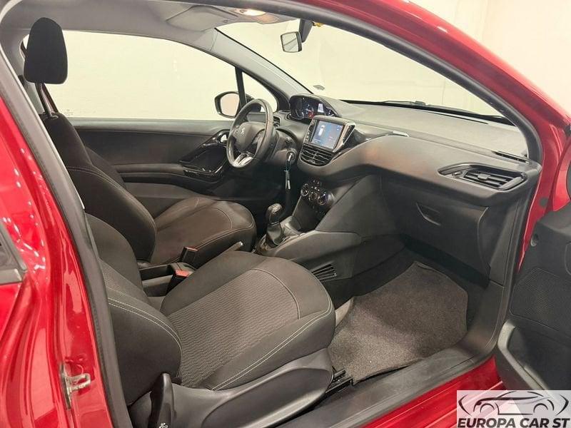 Peugeot 208 Touch PureTech 82cv