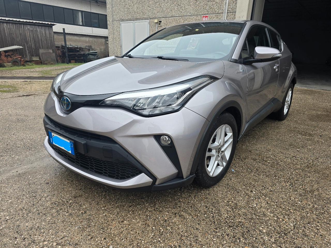 Toyota C-HR 1.8 Hybrid E-CVT Business
