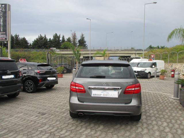 MERCEDES-BENZ B 180 CDI BlueEFFICIENCY Premium NAVI TEL