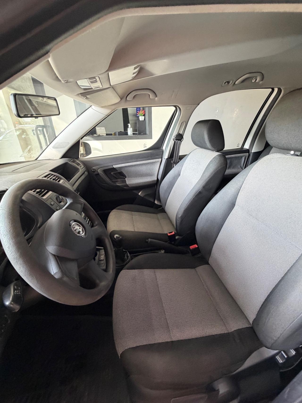 Skoda Roomster 1.6 TDI CR 90CV Noire