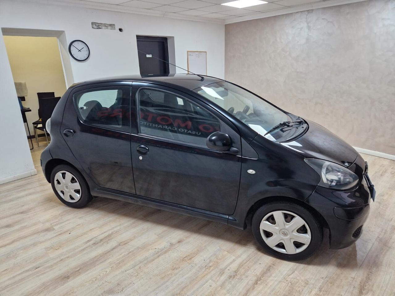 Toyota Aygo 1.0 5 porte Automatica