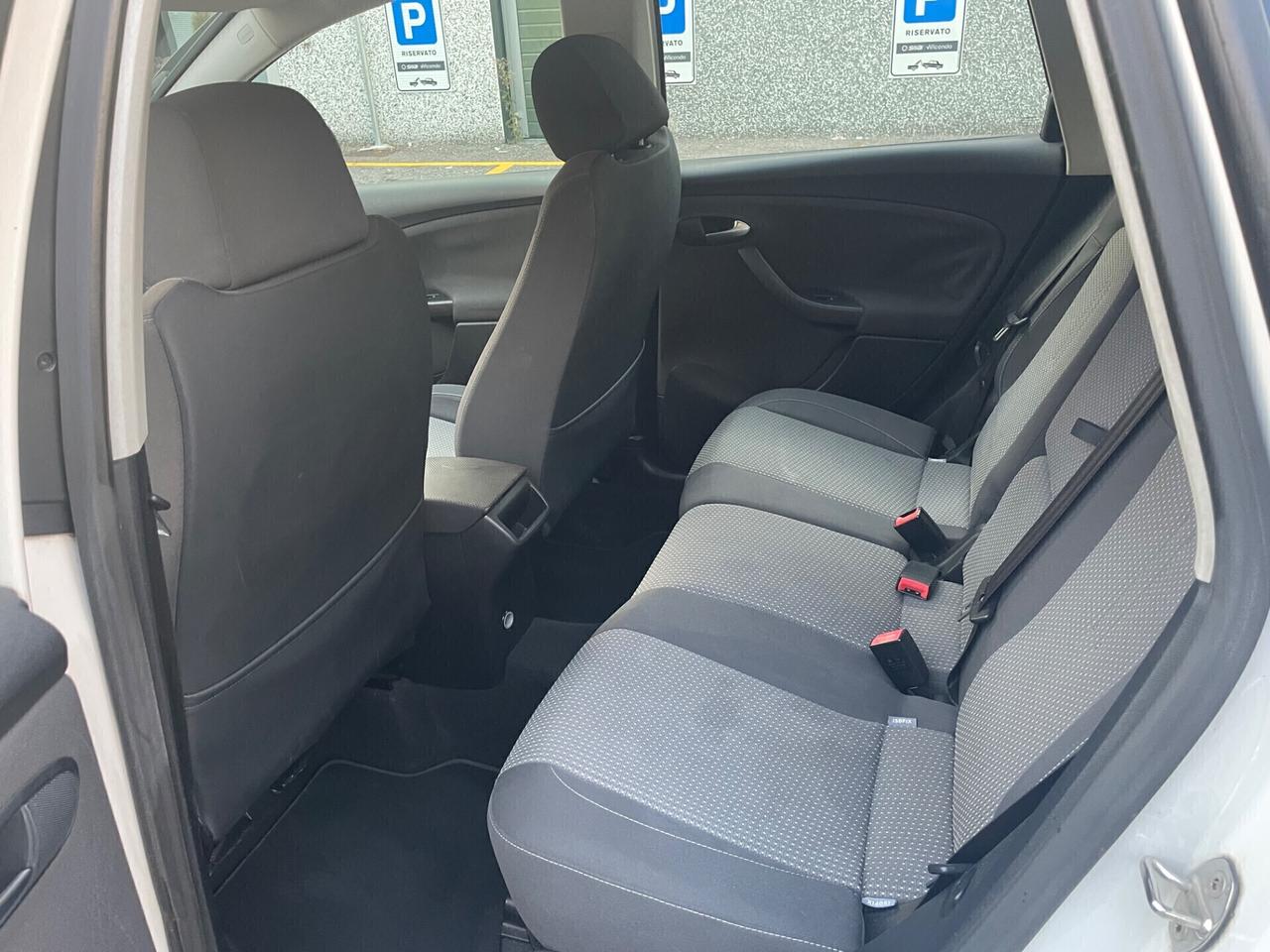 Seat Altea 1.6 TDI CR DPF*Neopatentati*Cerchi