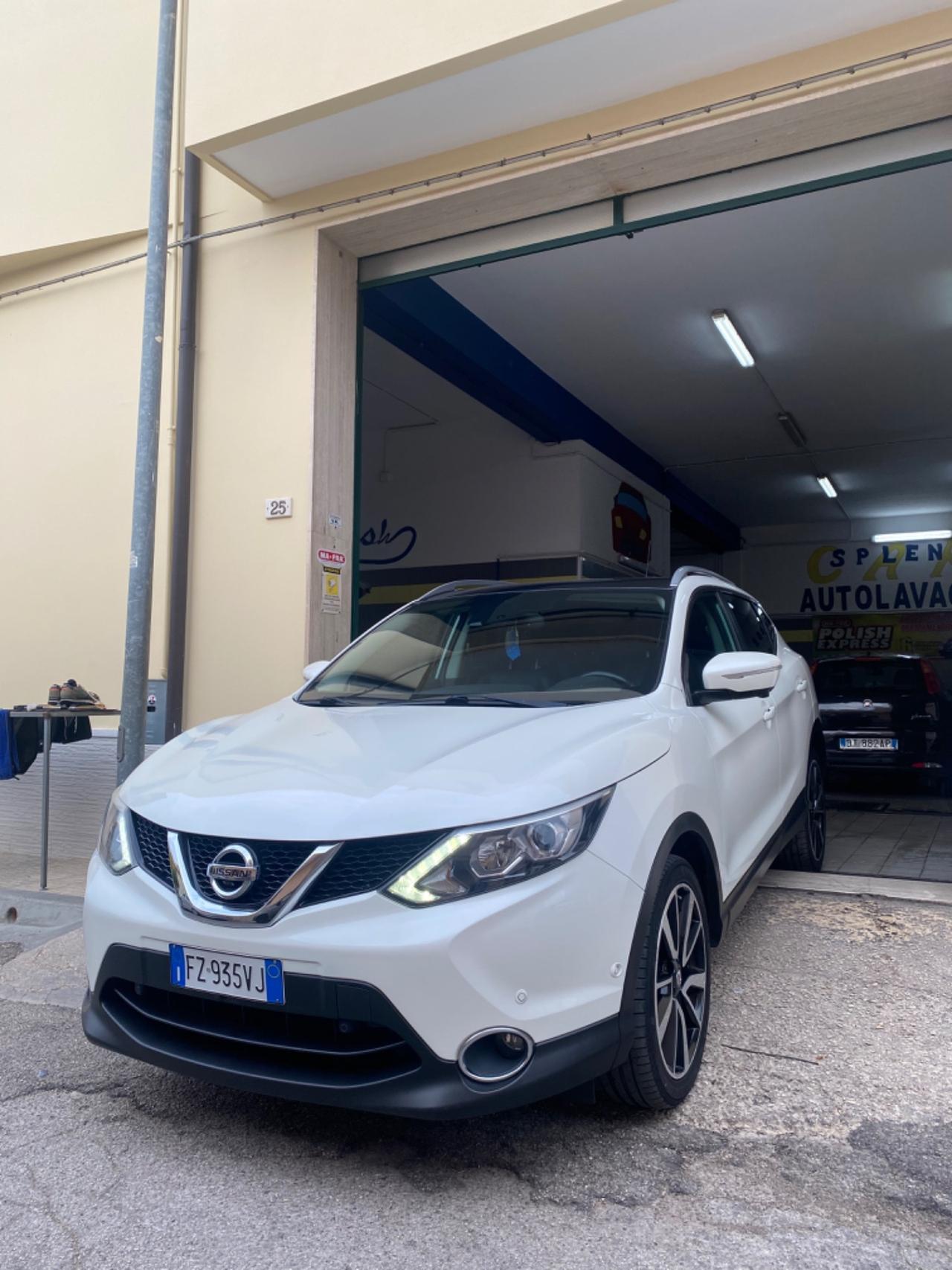 Nissan Qashqai 1.5 dCi Tekna Gancio Traino