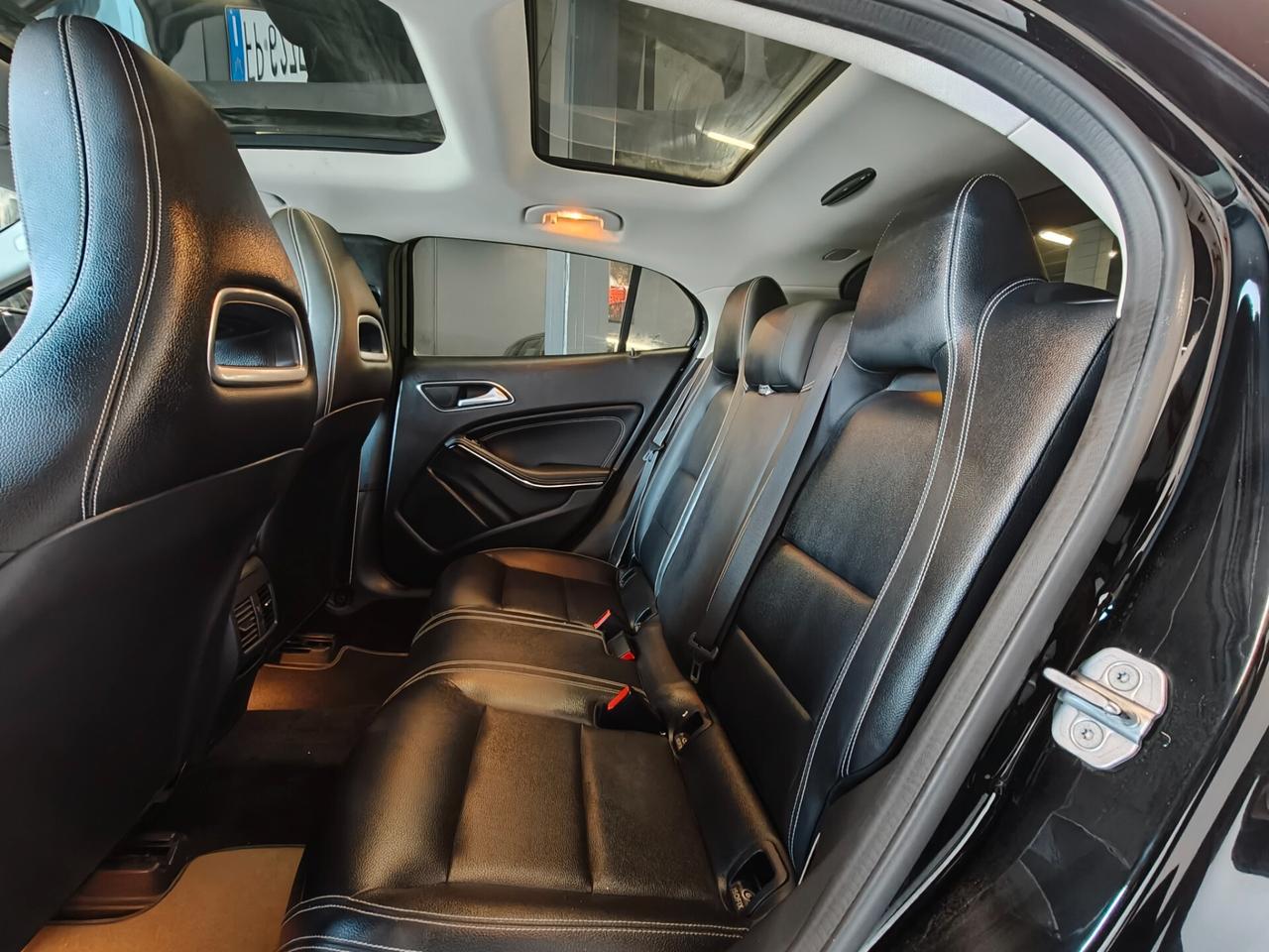 Mercedes-benz GLA 200 d Automatic Premium