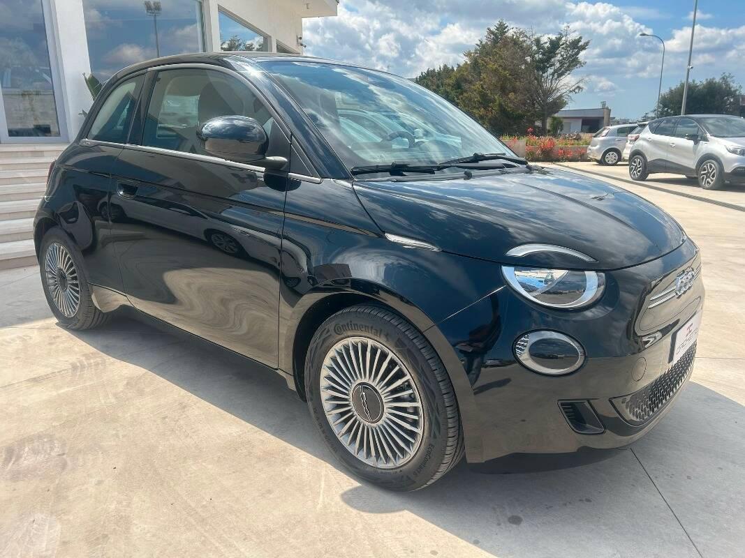 Fiat 500 42 kWh Icon +