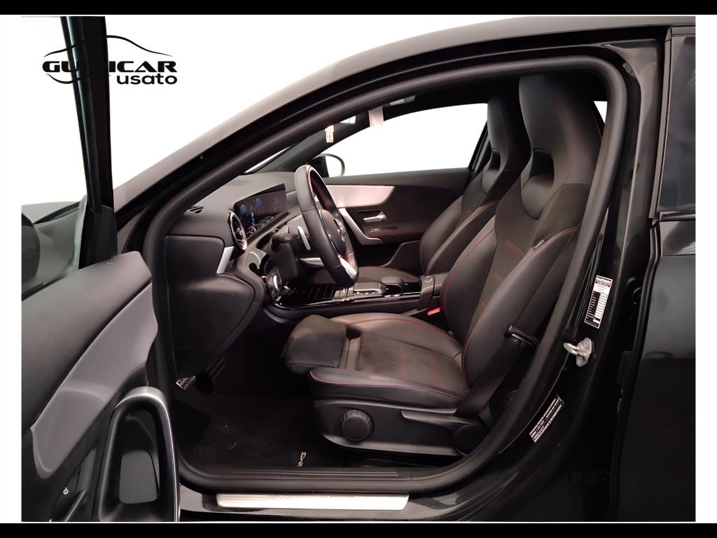 Mercedes-Benz Classe A - W177 2018 - A 180 d Premium auto