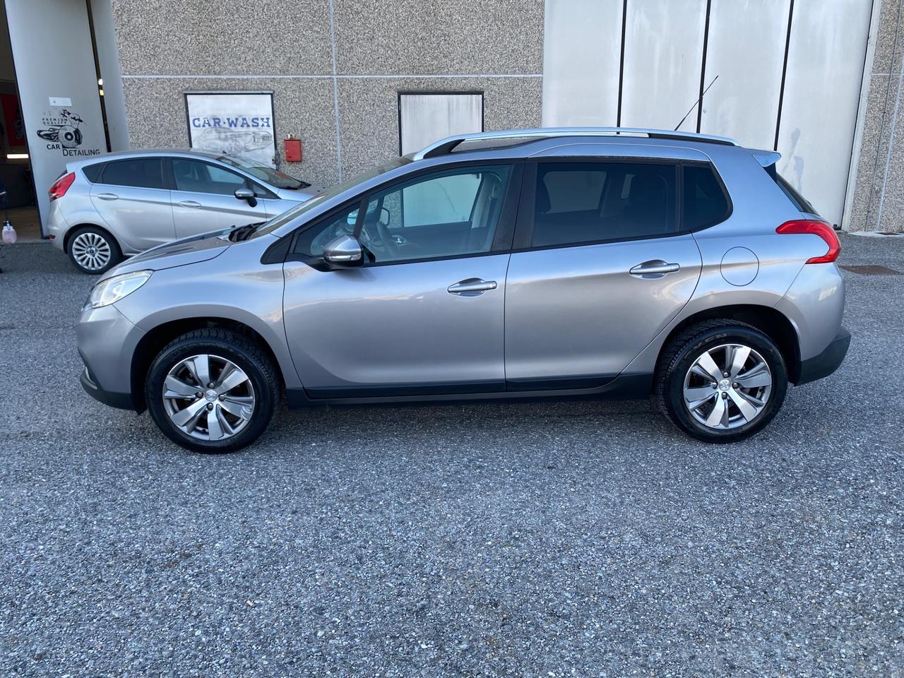 Peugeot 2008 1.2 VTi 82CV Access