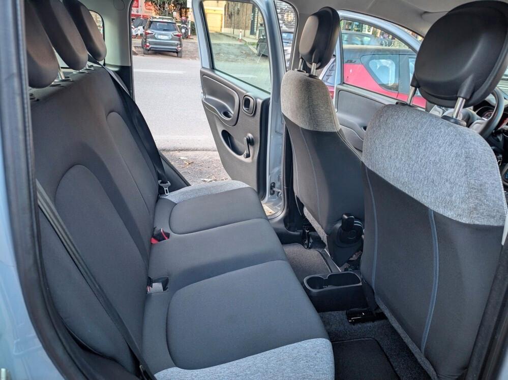 Fiat Panda 1.0 Hybrid SOLI 9000 KM E6